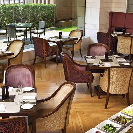 Crowne Plaza New Delhi Mayur Vihar Noida By Ihg מראה חיצוני תמונה The restaurant